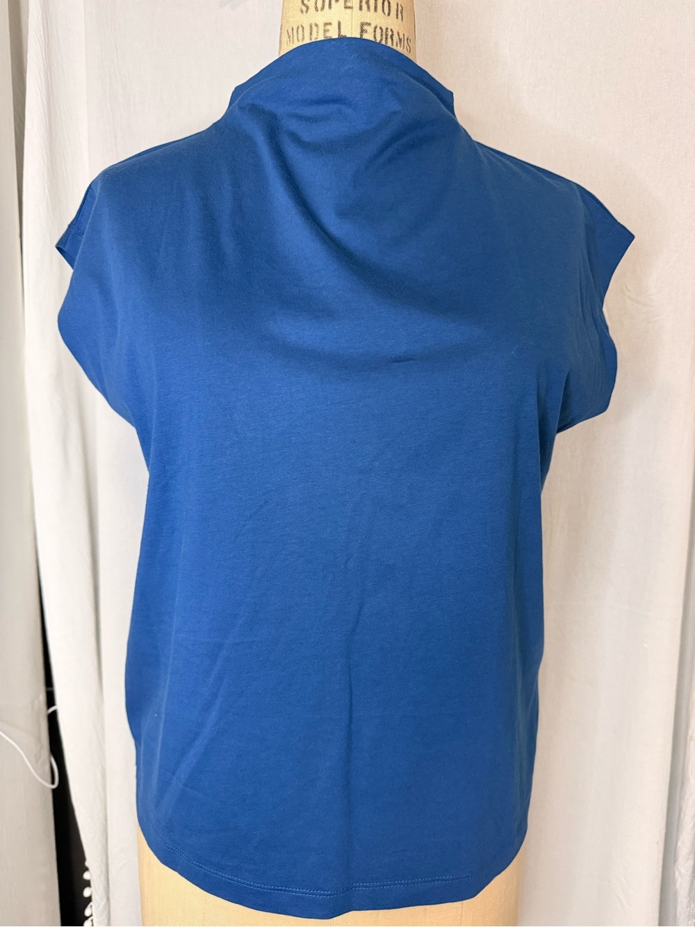 Banana Republic, Cotton Short sleeve Mock Neck Top sz S